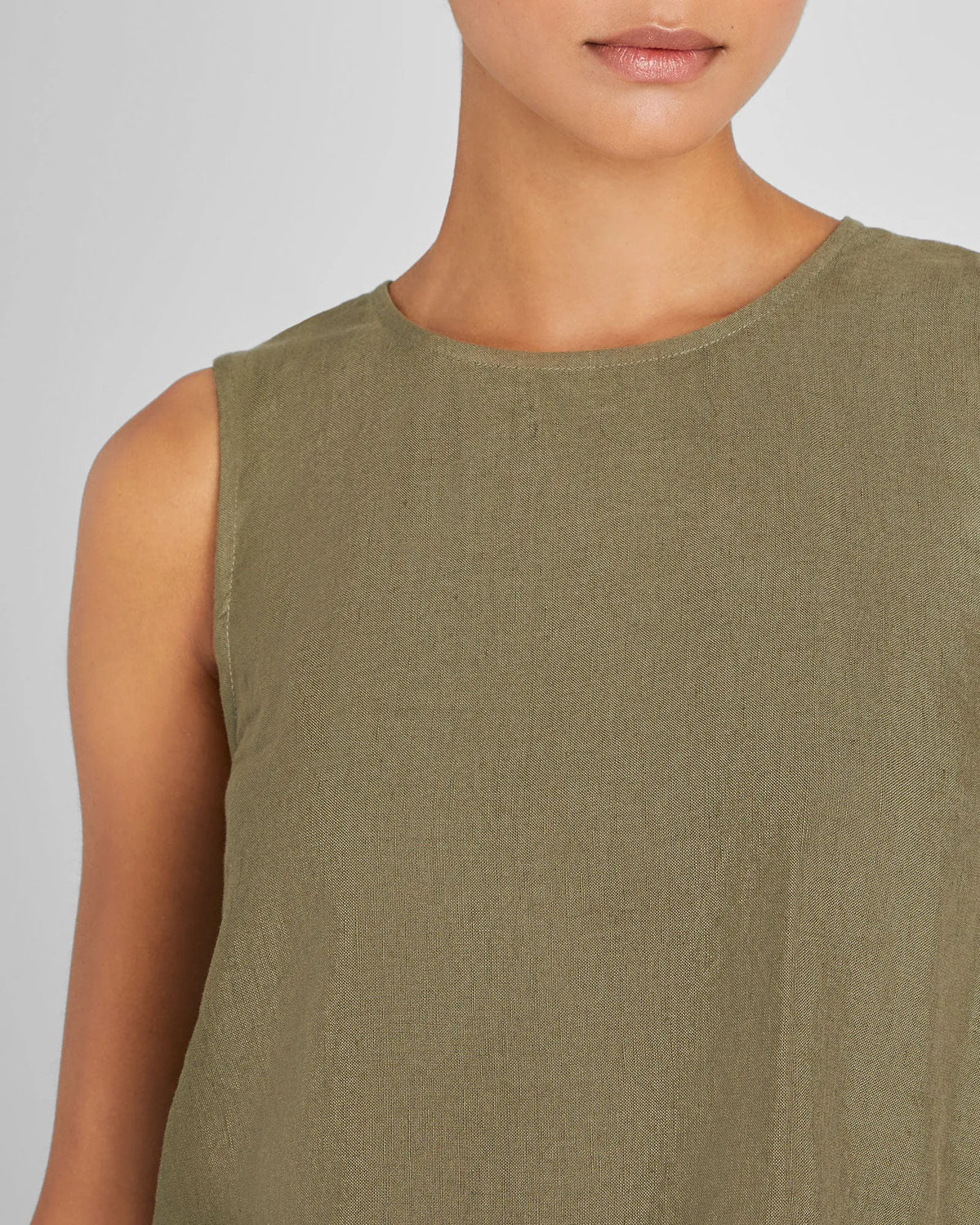 Linen Cropped Shell