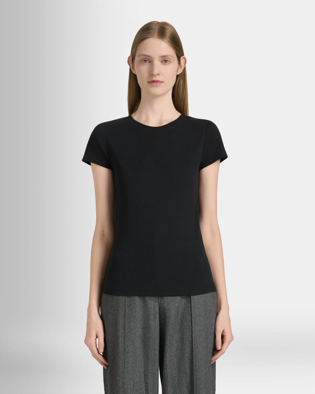 Bowee Tee