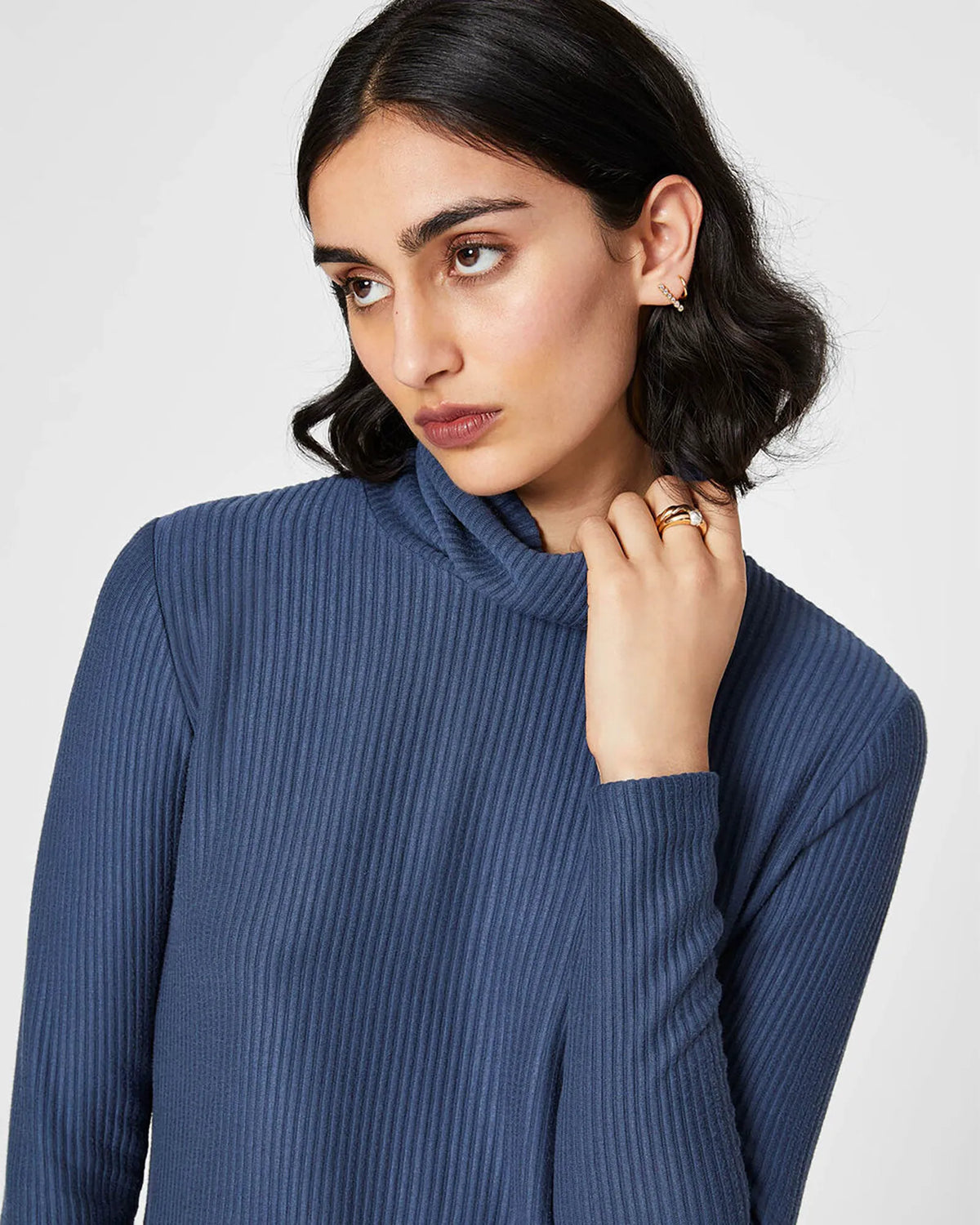 Meredy Rib-Knit Turtleneck Top