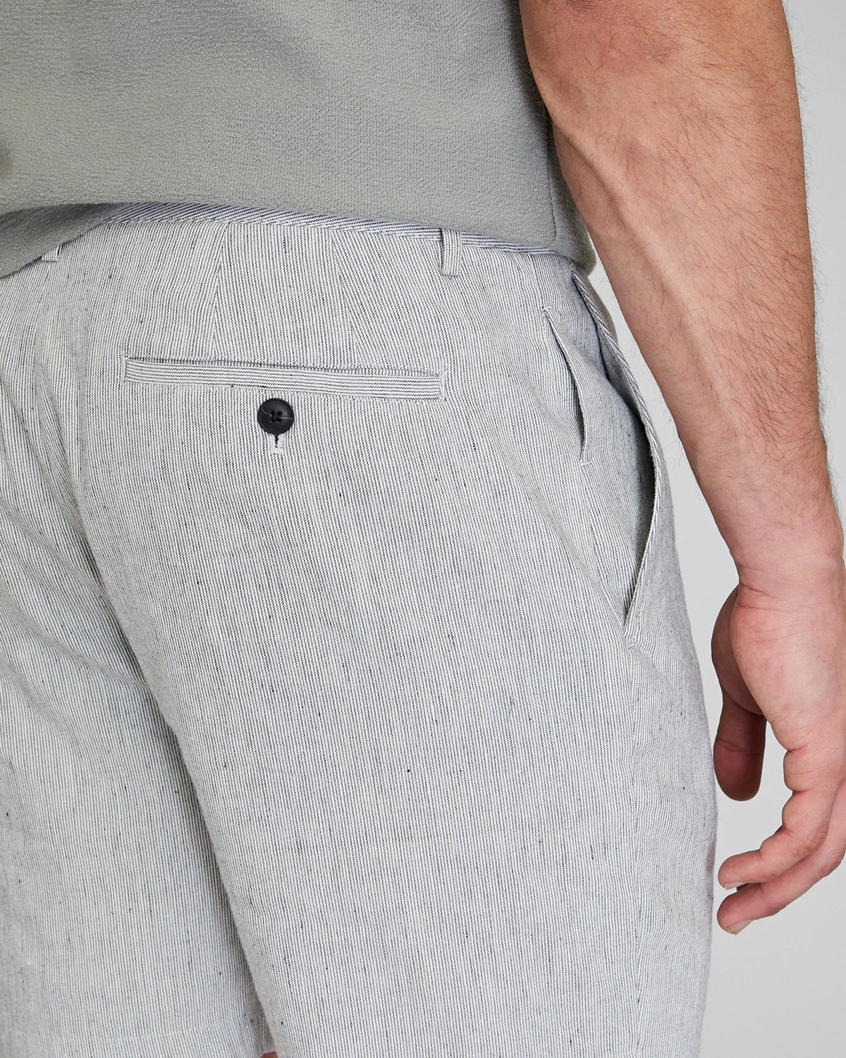 Baxter Linen Blend 7" Short