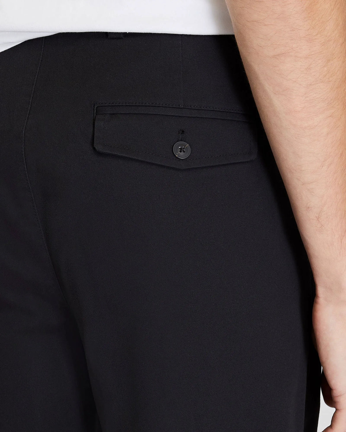 Logan Straight Leg Chino